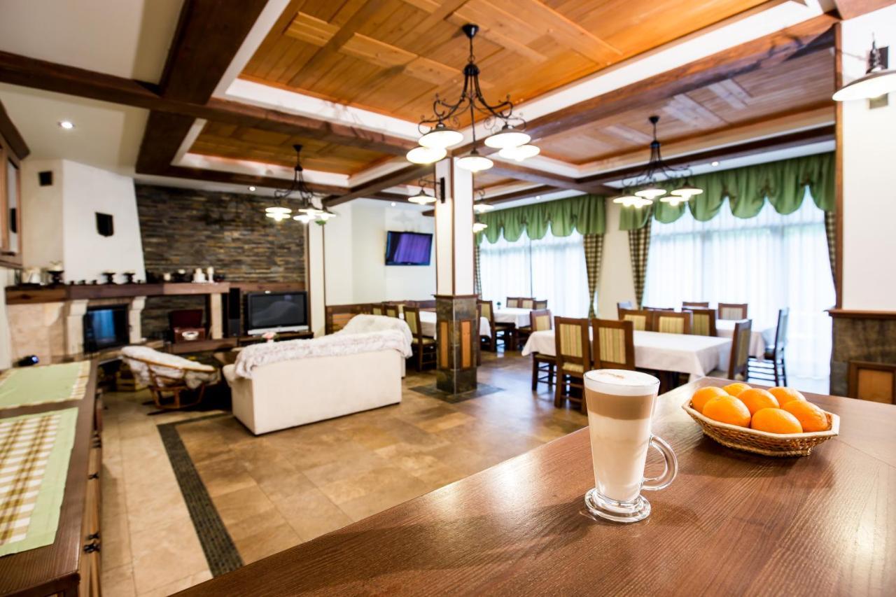 River Retreat 호텔 Lotrioara 외부 사진