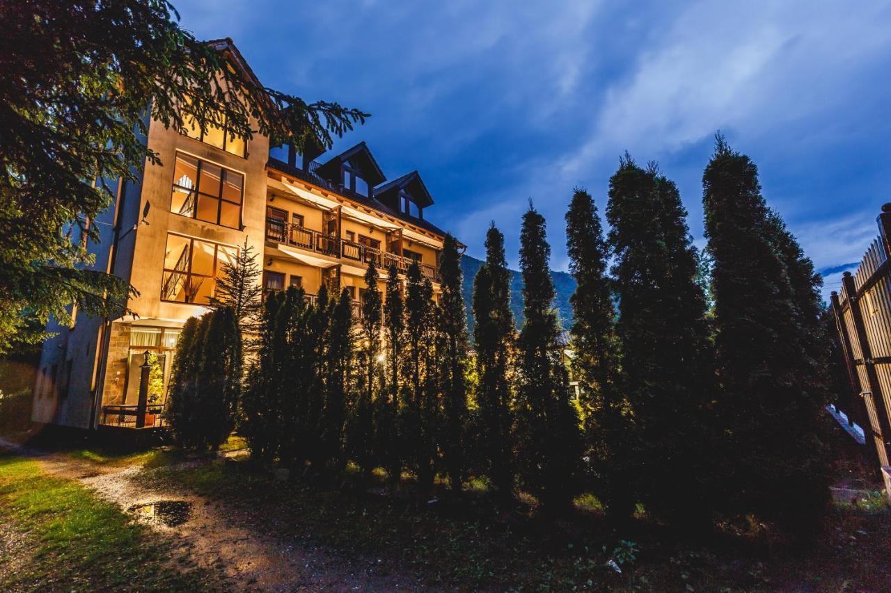 River Retreat 호텔 Lotrioara 외부 사진
